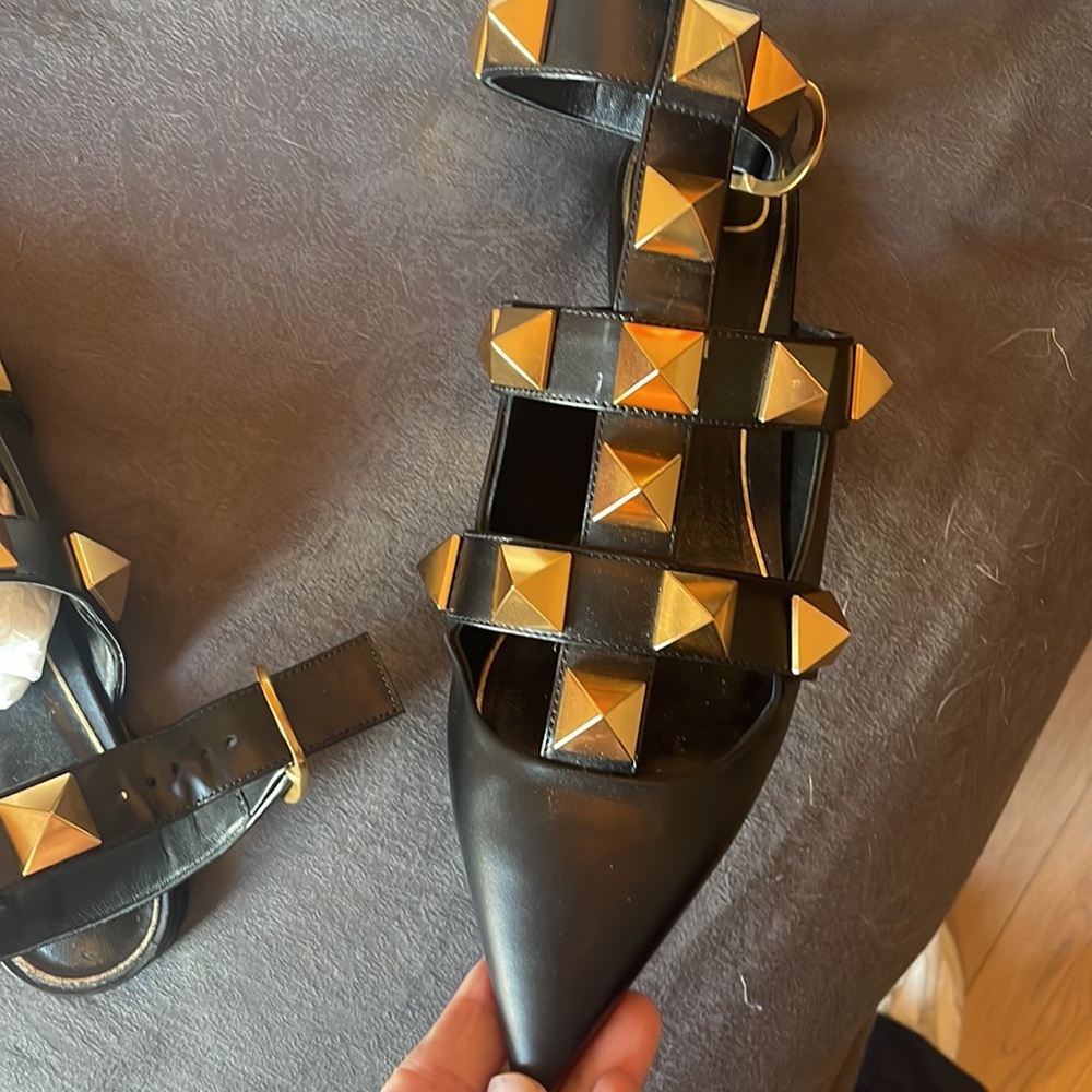 Valentino Ballerina with spikes size 37